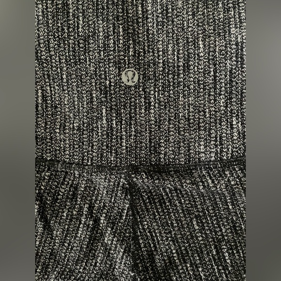 Lululemon Wunder Under High-Rise Tight
Luon Variegated Knit - Picture 4 of 4